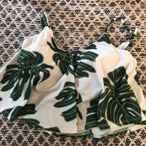 Kortnijeane monstera swing top sz xs